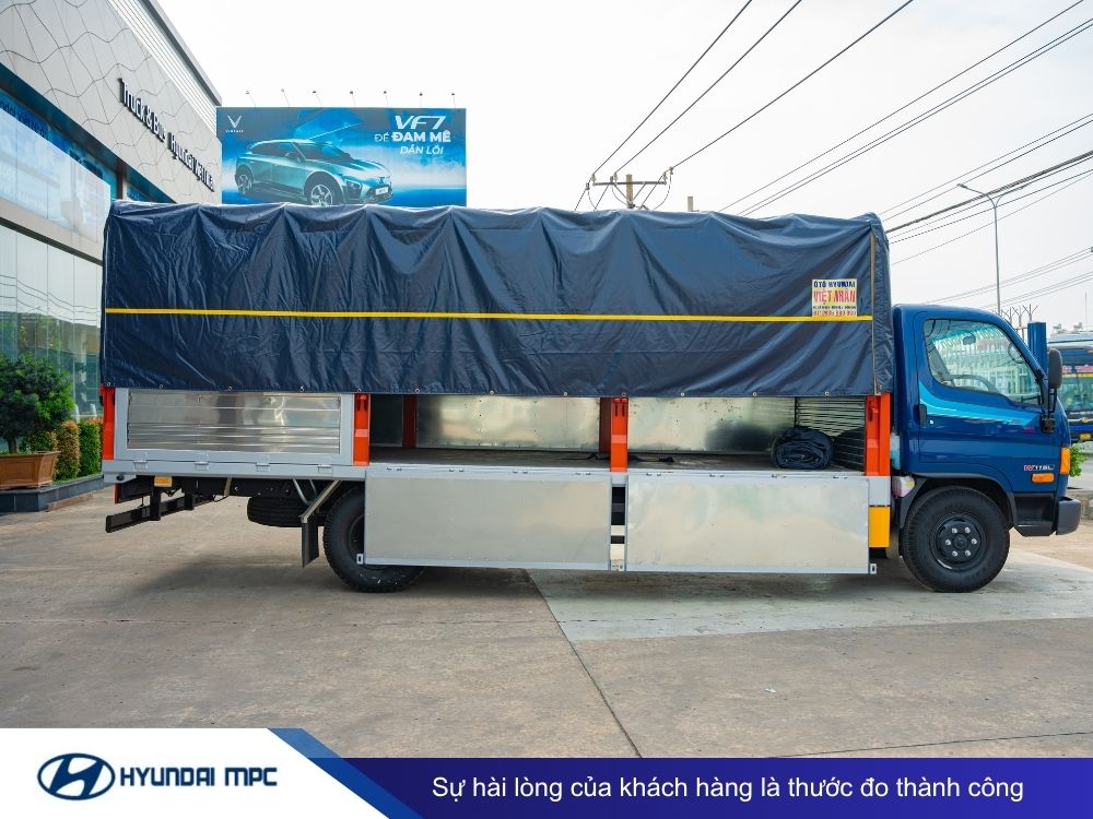 Xe tải Hyundai New Mighty W11SL thùng dài 5.6 mét